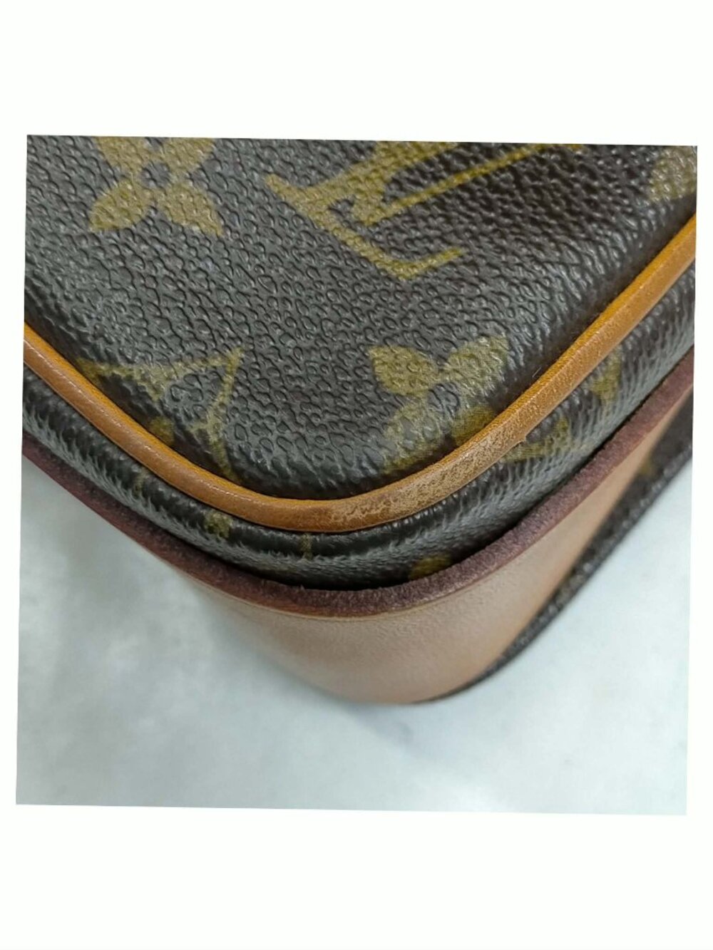 Authentic Louis Vuitton Cartouchiere MM Crossbody Bag Monogram Canvas Vintage - Picture 7 of 11